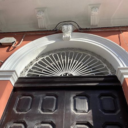 Mini Loft - Bari Centro - A Due Passi Dal Mare Lägenhet Exteriör bild